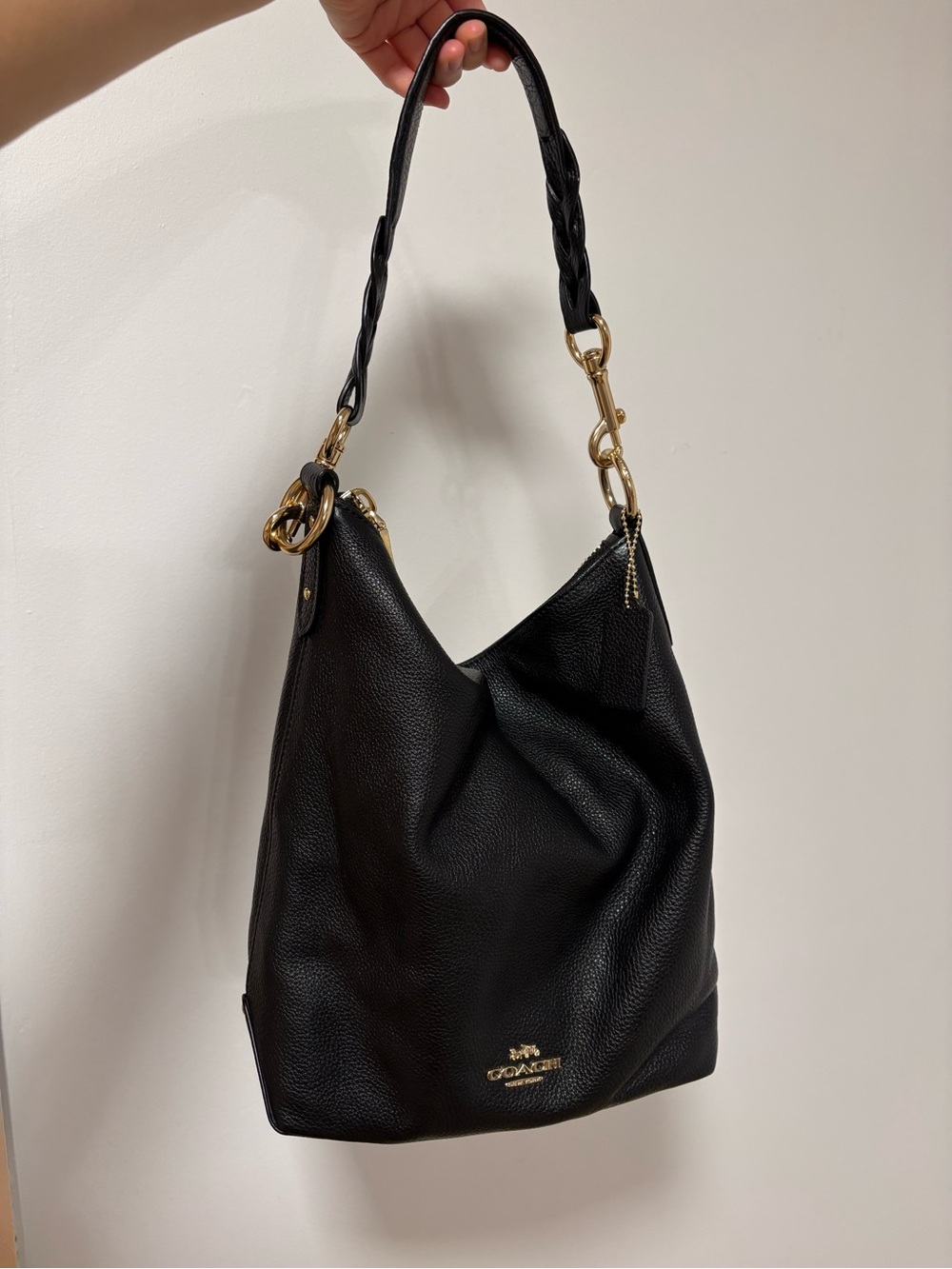 COACH hobbo shoulder bag